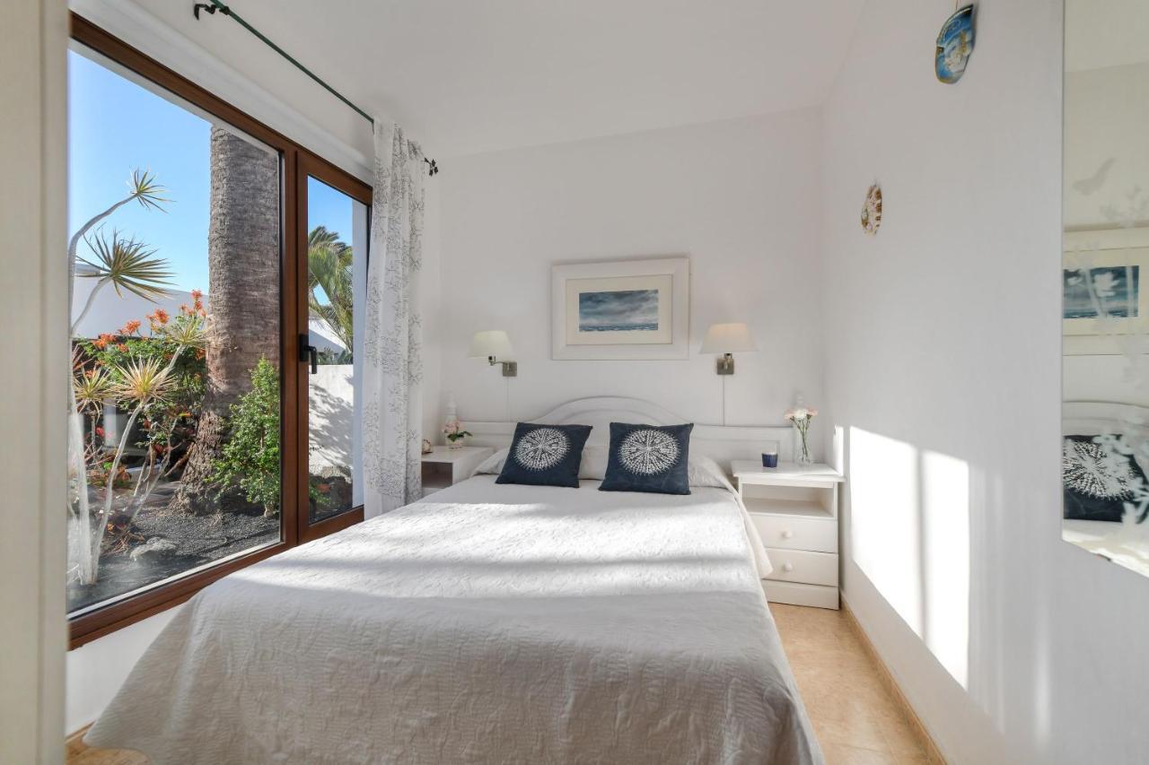 Bungalow Playa Bastian Costa Teguise Exterior foto