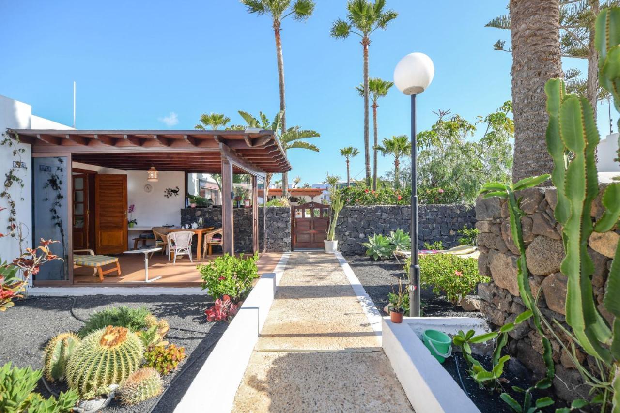 Bungalow Playa Bastian Costa Teguise Exterior foto